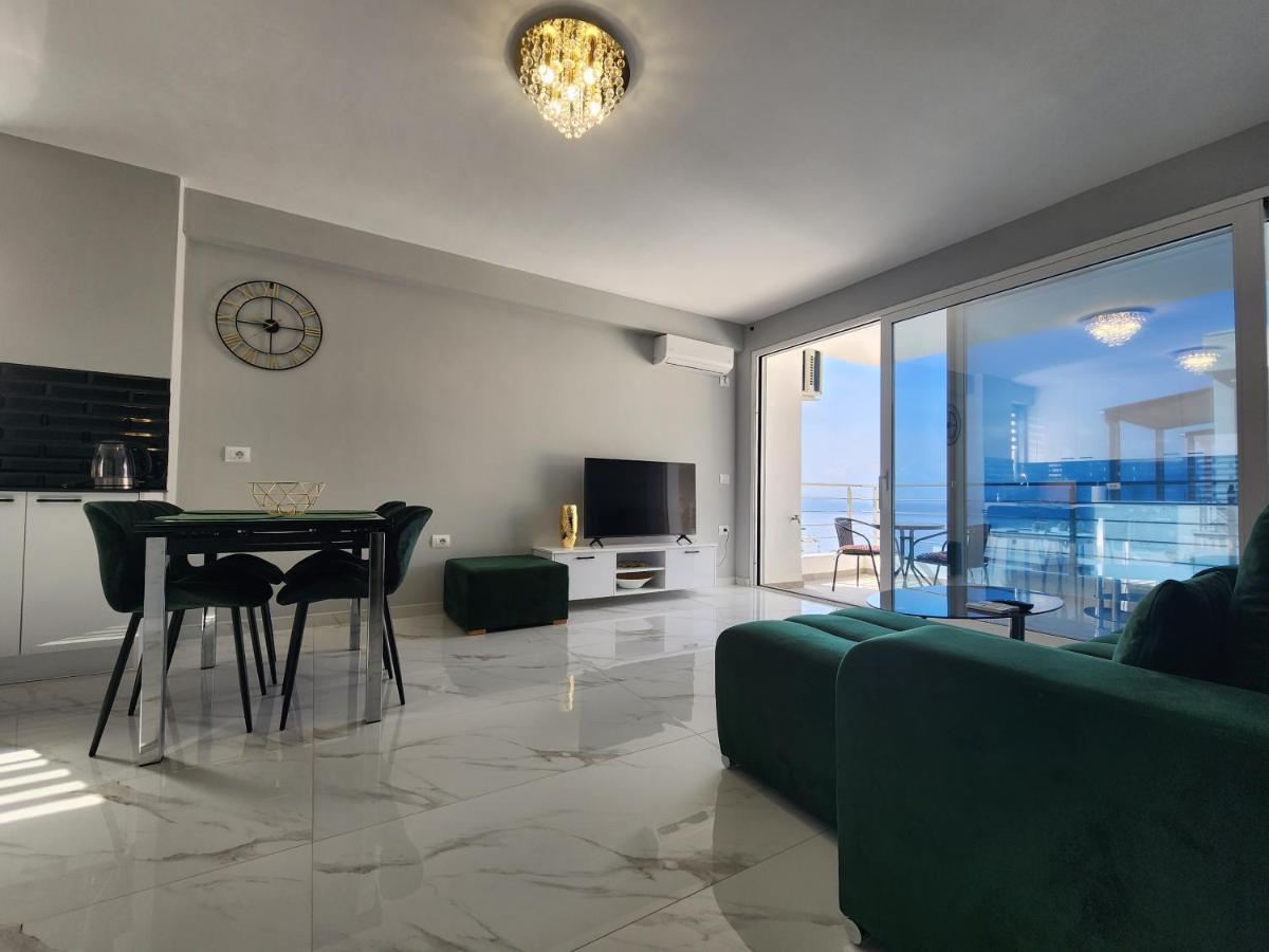 Amazing Sea View Apartment Саранде Екстериор снимка