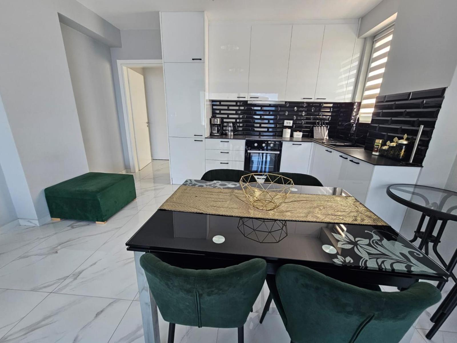 Amazing Sea View Apartment Саранде Екстериор снимка